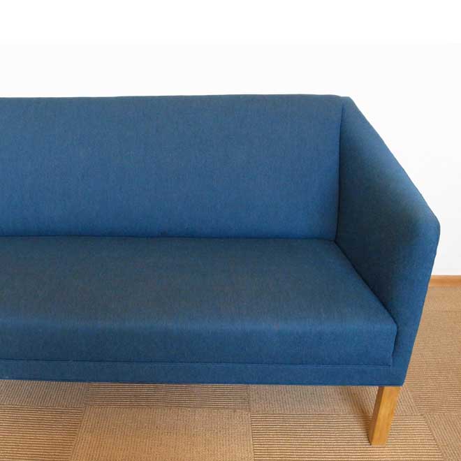 デンマーク製のソファ