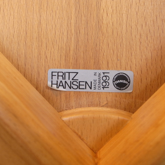 Arne Jacobsen / アルネ・ヤコブセン フリッツ・ハンセン 3130 グランプリチェア【ビーチ】